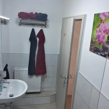 Tante Emma Hongkong * פאדרבורן